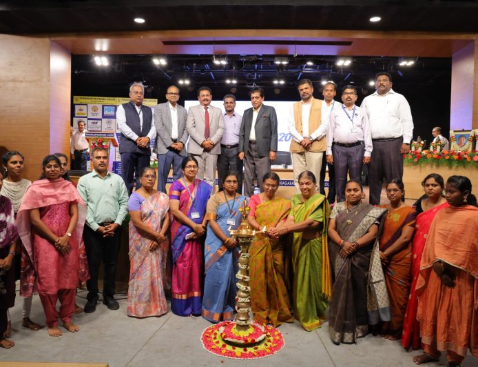 தியாகராஜர் பாலிடெக்னிக் கல்லூரியில் 69-வது முதலாம் ஆண்டு மாணவர்கள் வரவேற்பு விழா மற்றும் புரிந்துணர்வு ஒப்பந்தம் கையெழுத்து
